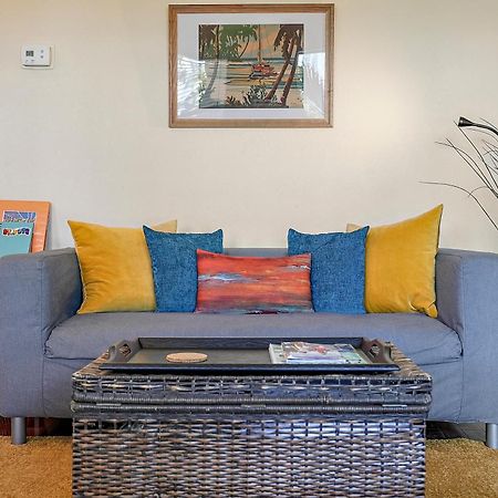 Wine-Dine-Sunshine Cozy Flat In The Heart Of Dtsp Βίλα Αγία Πετρούπολη Εξωτερικό φωτογραφία