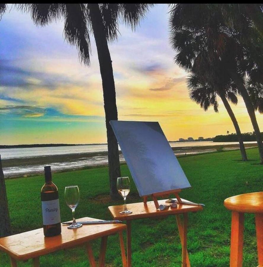 Wine-Dine-Sunshine Cozy Flat In The Heart Of Dtsp Βίλα Αγία Πετρούπολη Εξωτερικό φωτογραφία