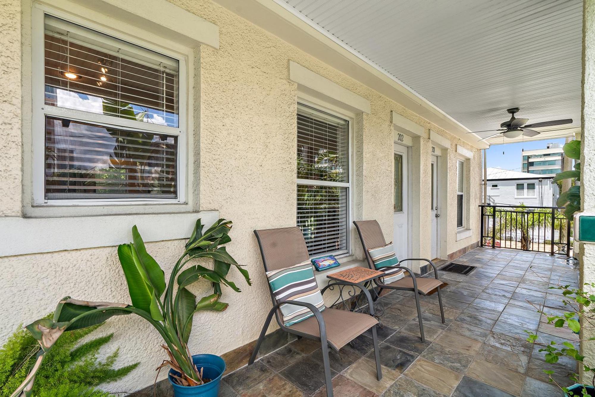 Wine-Dine-Sunshine Cozy Flat In The Heart Of Dtsp Βίλα Αγία Πετρούπολη Εξωτερικό φωτογραφία